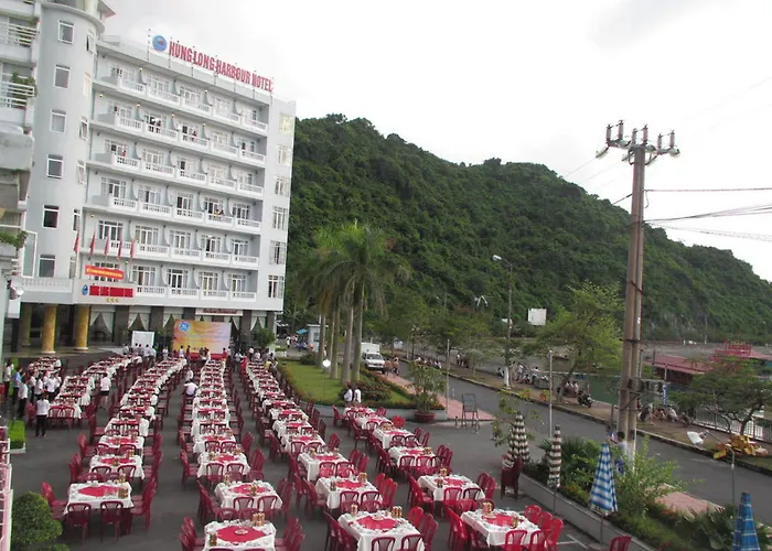 Hung Long Harbour Hotel Cat Ba Dong Khe Sau, Việt Nam