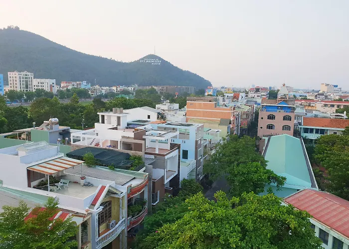 Quy Nhon center hotel