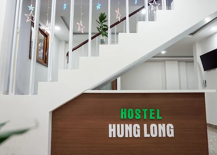 Hưng Long Hostel