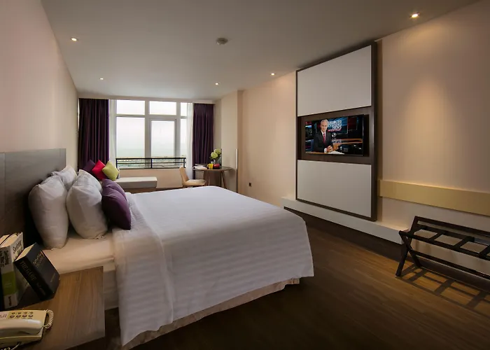 Halong Pearl Hotel, Việt Nam