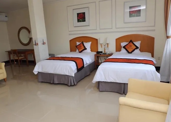 Khách sạn SAO NAM