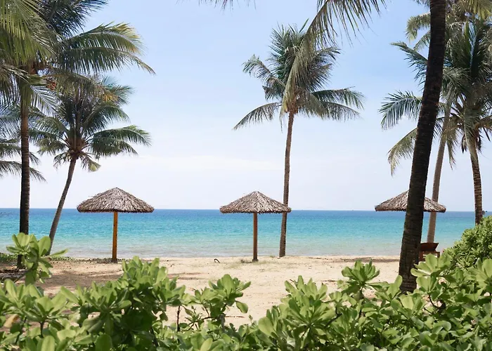 Sonaga Beach & Villas