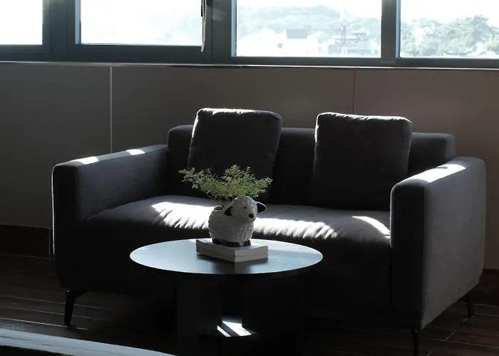 Meek - Home And Coffee Đà Lạt, Việt Nam