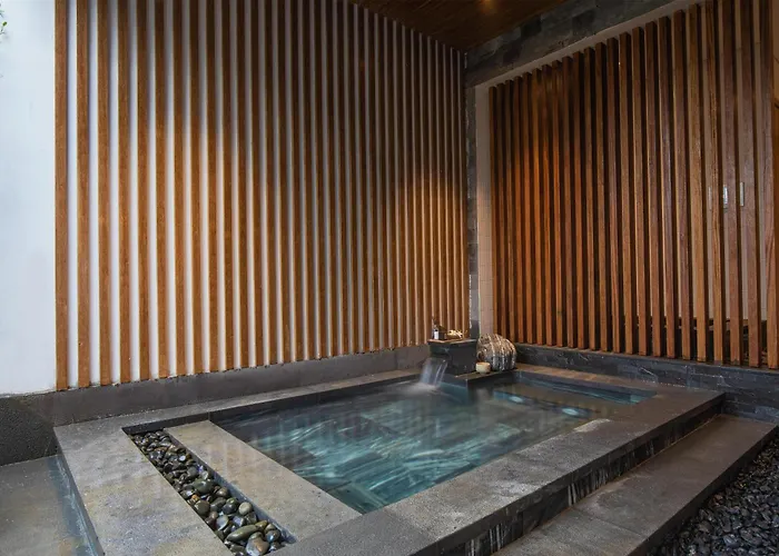 Yoko Onsen Quang Hanh Cam Pha, Việt Nam