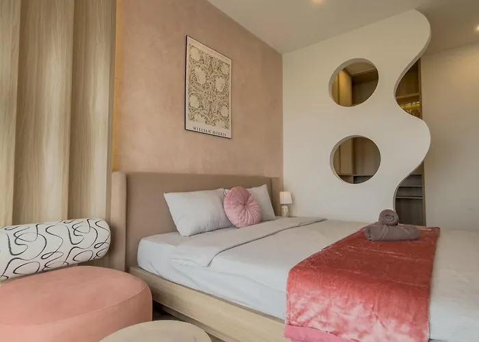 Homestay Ecopark Hung Yen By Qmp, Việt Nam