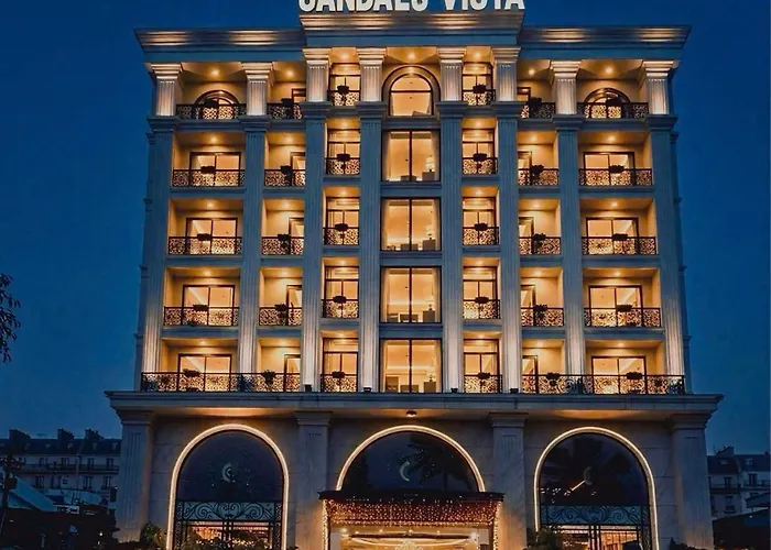 Sandals Vista