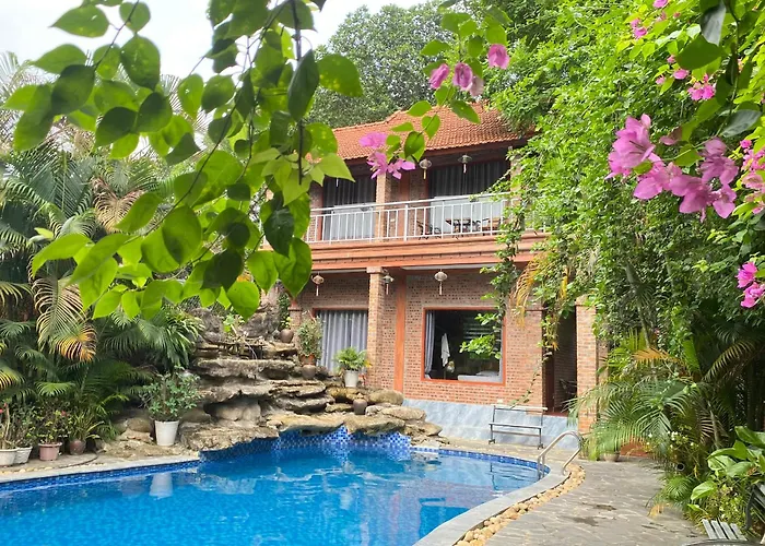 Ninh Binh Mountain View Homestay