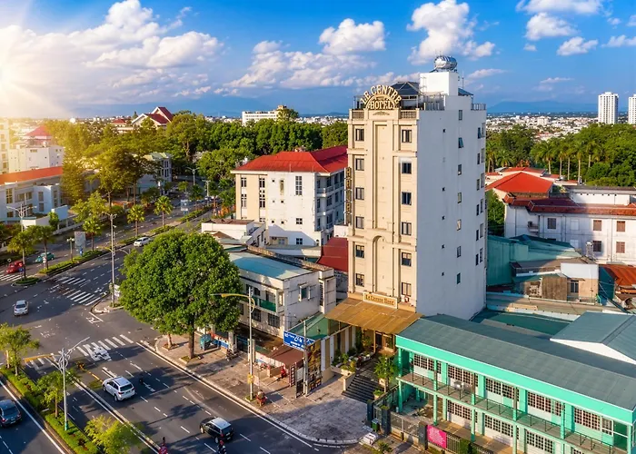 Le Centre Pleiku Hotel