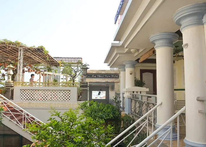 Bach Ma Hotel