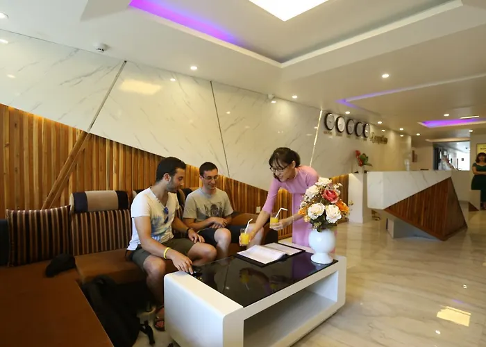 Cherry Hotel Huế, Việt Nam