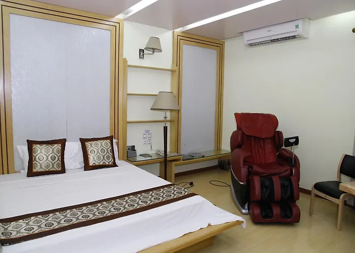 Nam Phong Hotel
