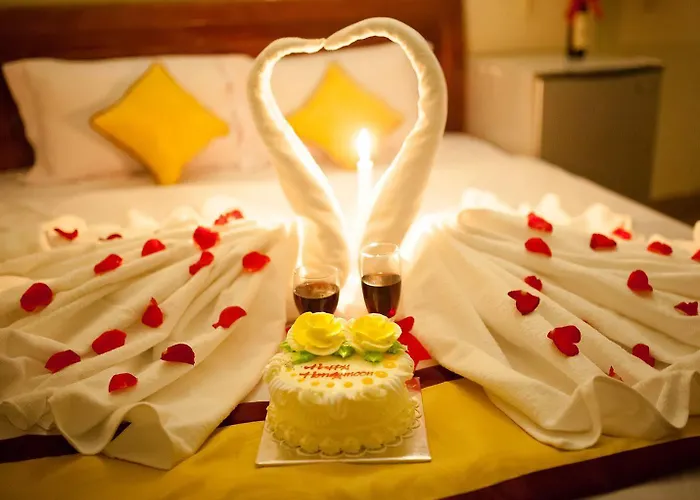 Happy Day Hotel