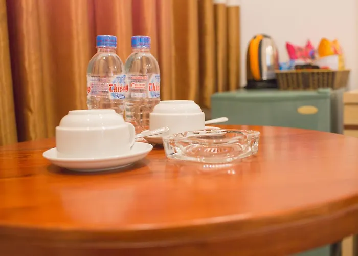 Canh Hung Hotel