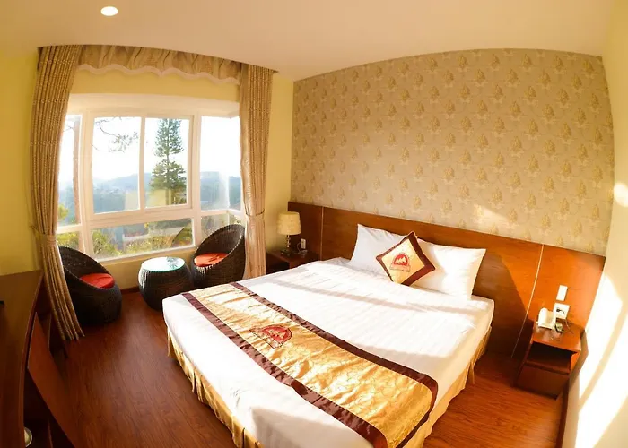 Mimosa Phuong Nam Hotel