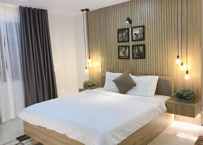 Max Hostel