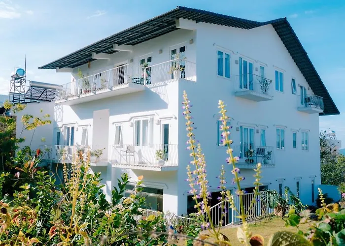 Lu Tan Residence