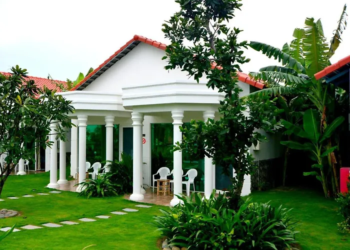 Golden Peak Resort & Spa