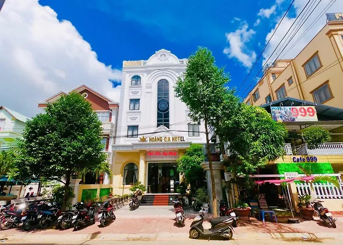 Hoàng Gia Côn Đảo