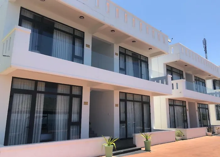 Aurora Villas And Resort