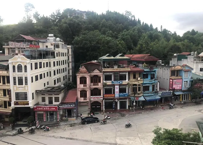 Nhat Quang Hotel