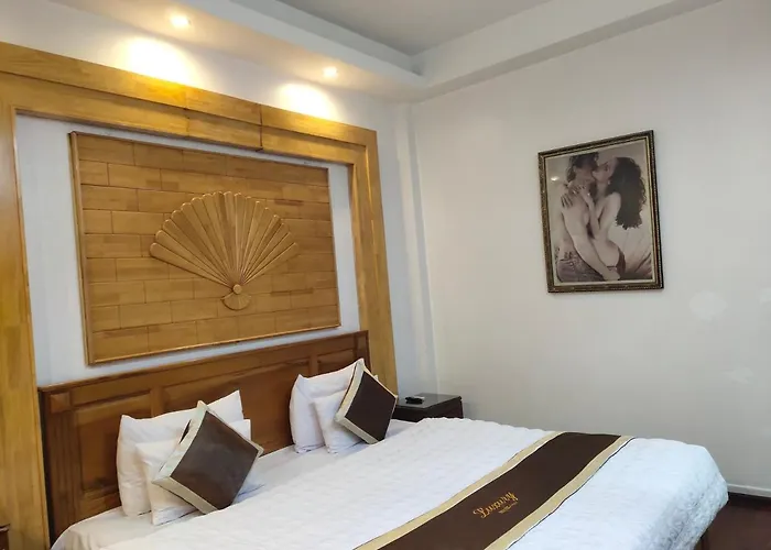 Luxury Hotel 1