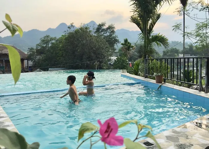 Mai Chau Sunset Boutique